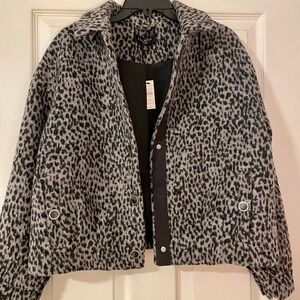 NWT Talbots Brushed Jacket in a Snow Leopard print - Size MP